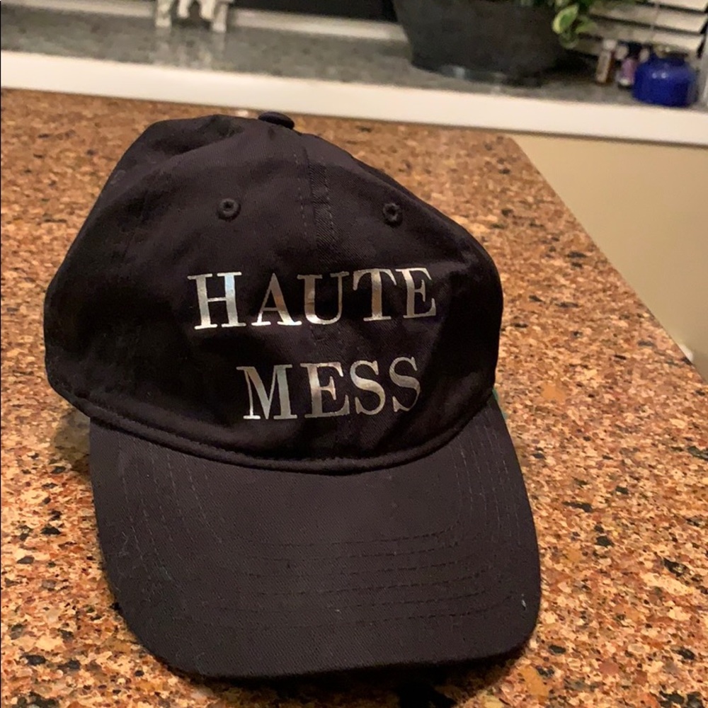 Express baseball cap